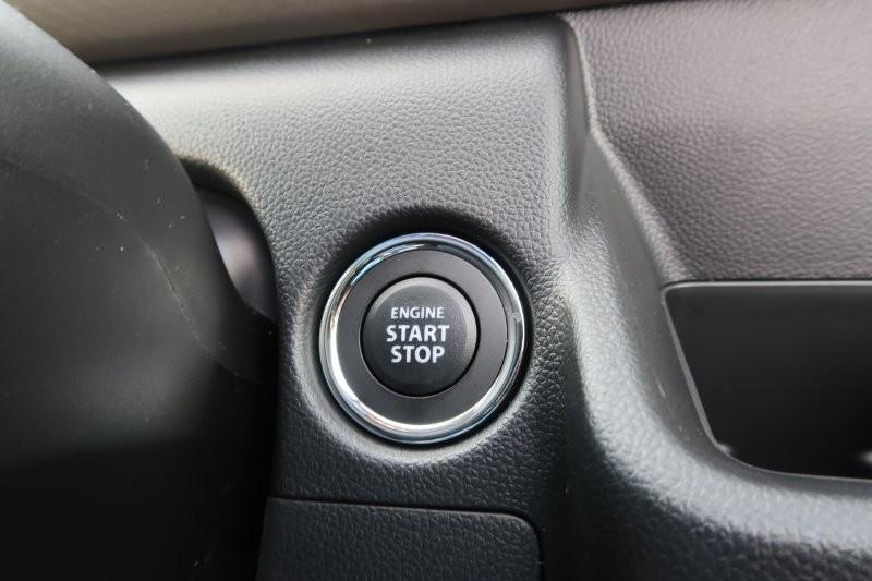 プッシュスタートで鍵の出し入れなし