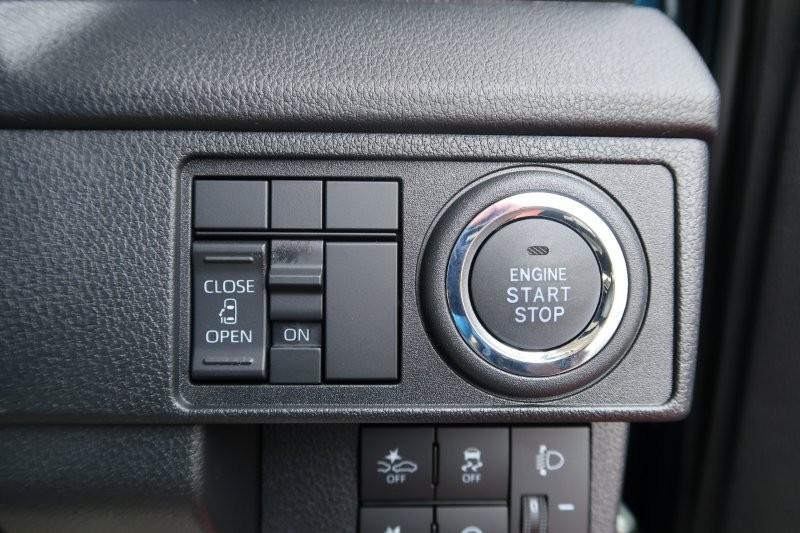 プッシュスタートで鍵の出し入れなし