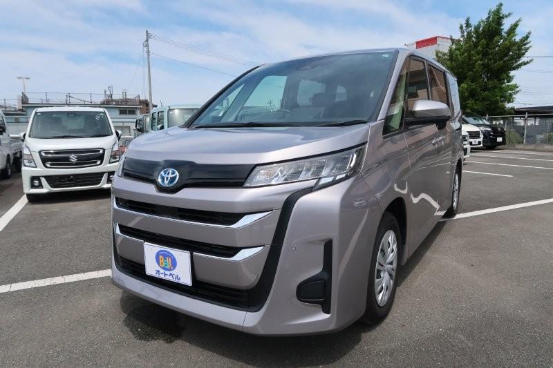 オートベルの中古車トヨタ ノア１８００ HYBRID X(ﾅﾋﾞ･ﾚﾝﾀｱｯﾌﾟ･7人)