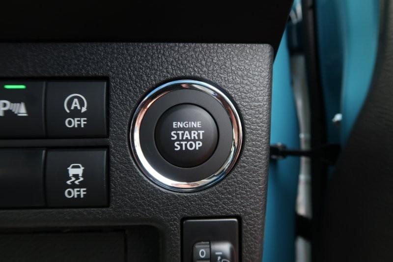 プッシュスタートで鍵の出し入れなし