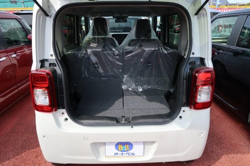 乗せる荷物に合わせてシートアレンジ可能　　　T.O