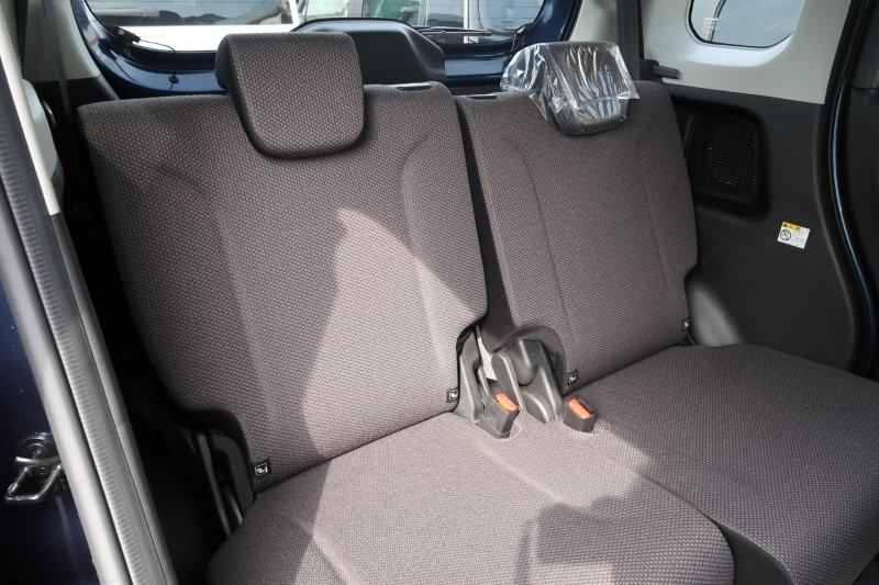 後席もゆったり乗れる室内空間