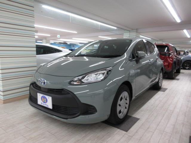 オートベルの中古車トヨタ アクア１５００ X(TSS･ﾅﾋﾞ･ﾚﾝﾀ)