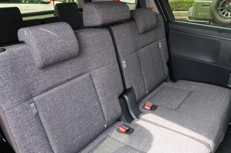 後席もゆったり乗れる室内空間