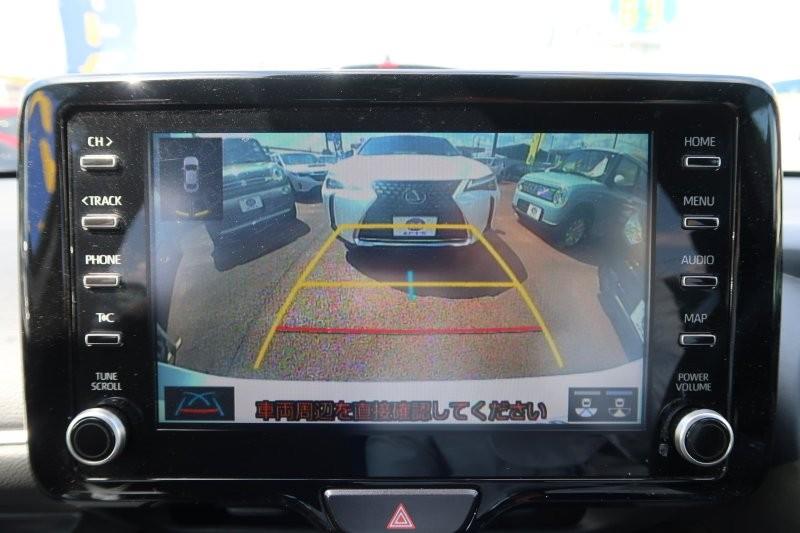 バックモニターで駐車をアシスト