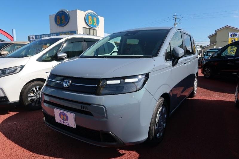 オートベルの中古車ホンダ フリード１５００ e:HEV AIR(6人)