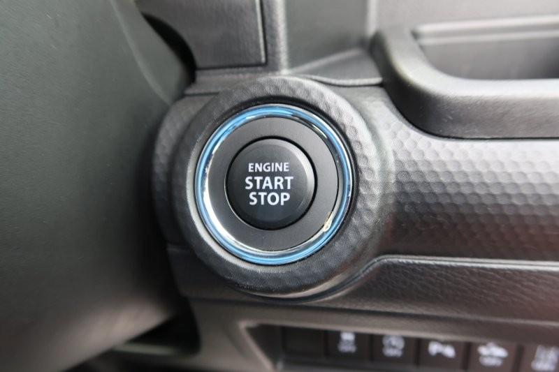 プッシュスタートで鍵の出し入れなし