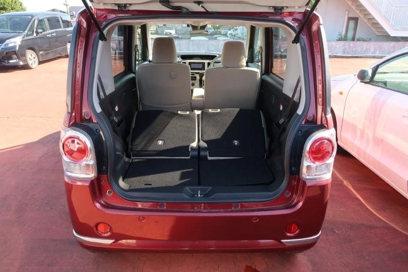 乗せる荷物に合わせてシートアレンジ可能　　　T.O