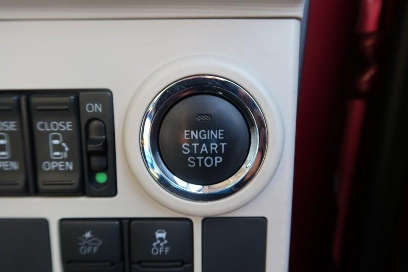 プッシュスタートで鍵の出し入れなし