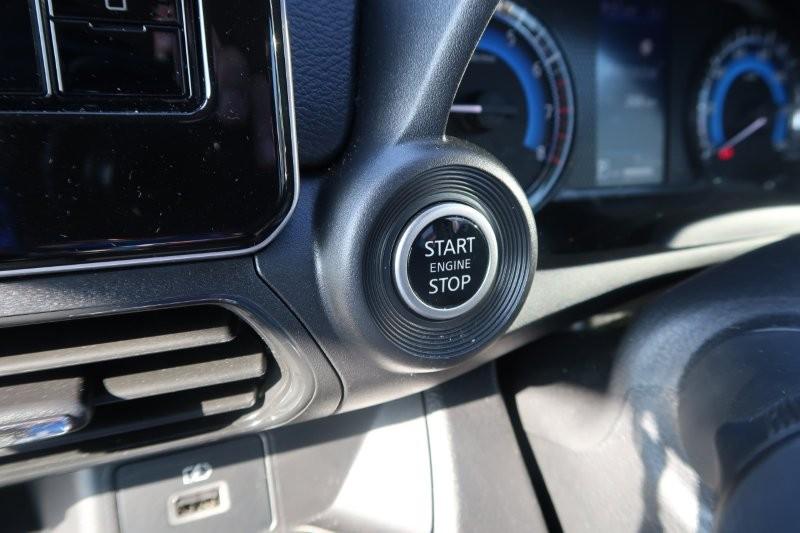 プッシュスタートで鍵の出し入れなし