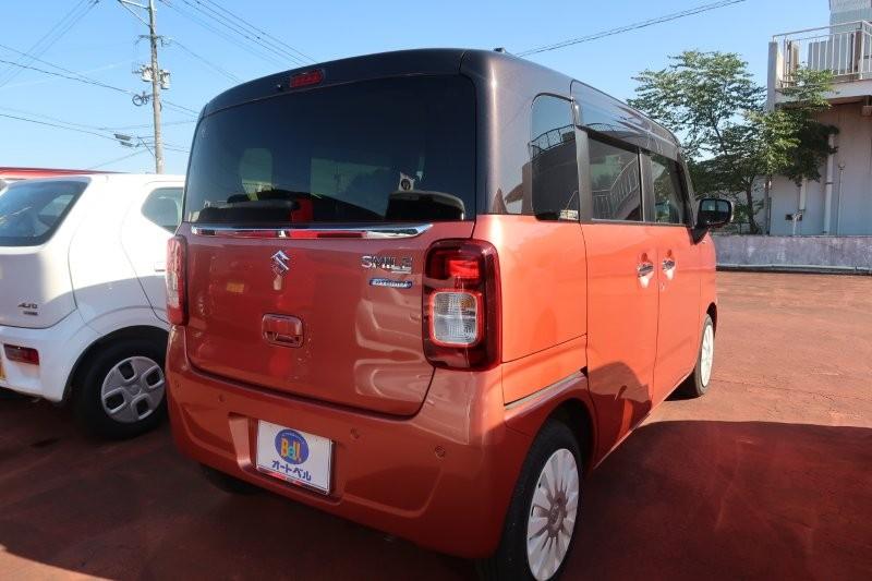 パーキングセンサーで障害物をお知らせ