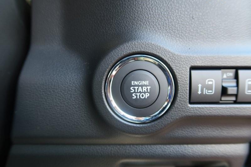 プッシュスタートで鍵の出し入れなし