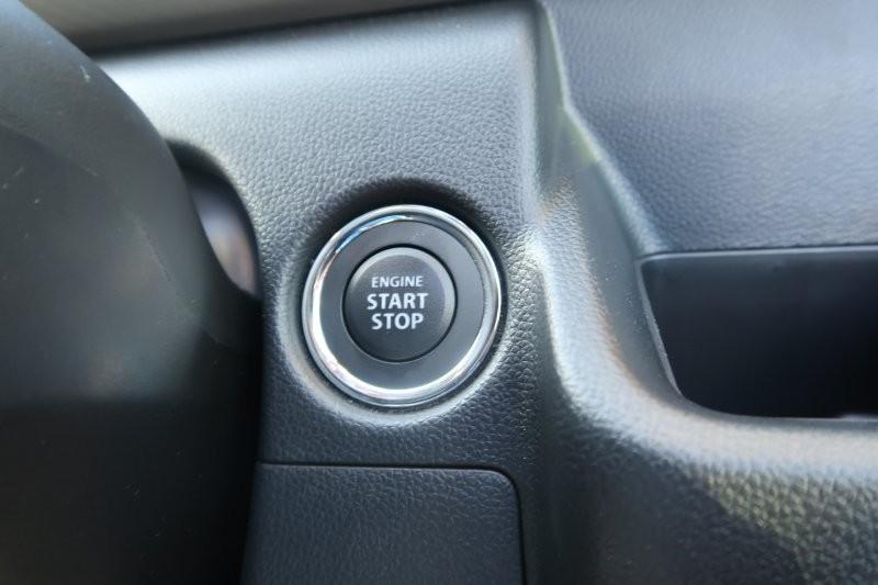 プッシュスタートで鍵の出し入れなし