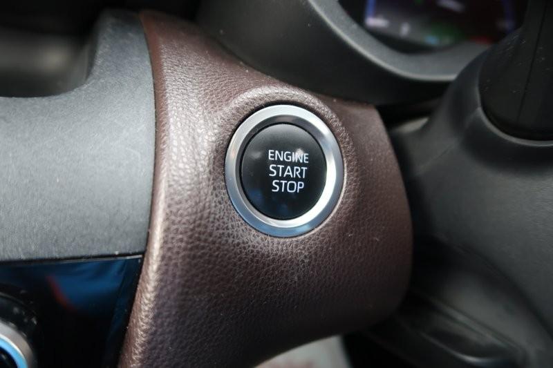 プッシュスタートで鍵の出し入れなし