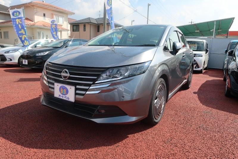 オートベルの中古車ニッサン ノート１２００ X(ﾅﾋﾞ･LED-F･AVM+BSW+BSI+RCTA)