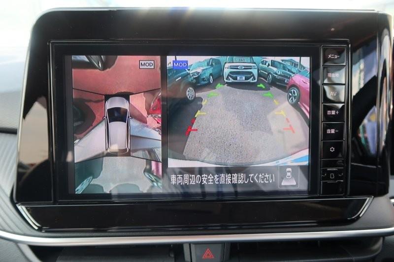 上から見たようなモニターで駐車をアシスト