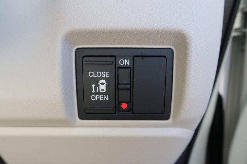 電動スライドドアで半ドアの心配なし