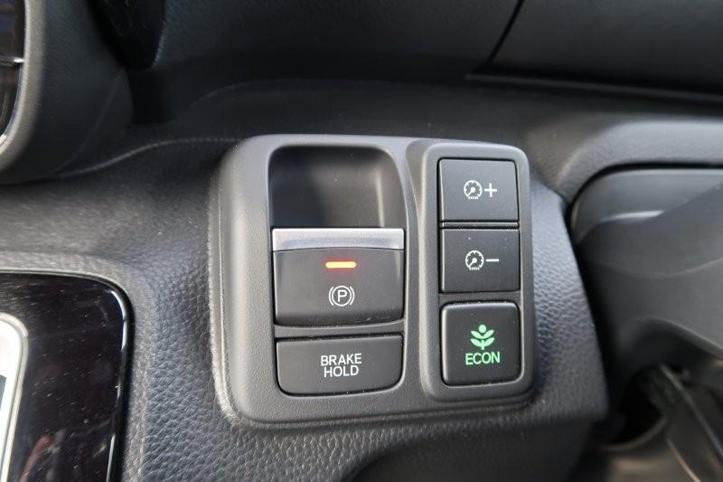 電子制御のパーキングブレーキ