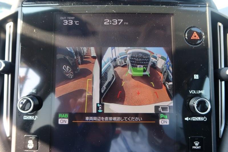 バックモニターで駐車をアシスト