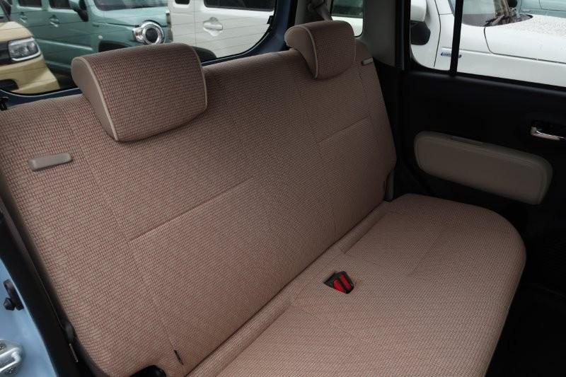 後席もゆったり乗れる室内空間