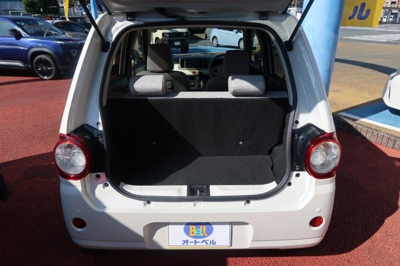 荷物もしっかり積めるラゲッジスペース