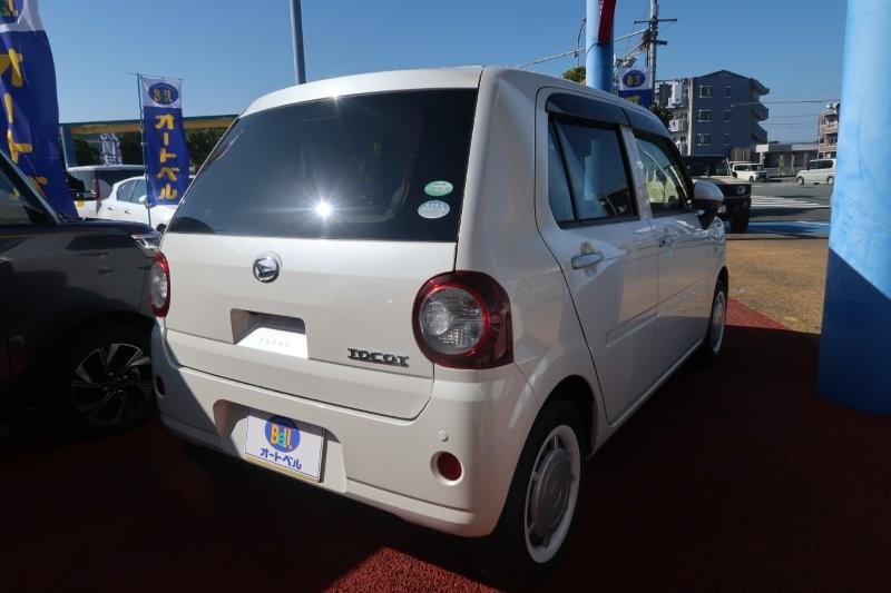 コーナーセンサーで障害物をお知らせ