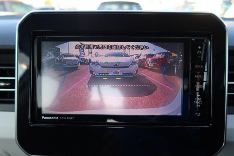 バックモニターで駐車をアシスト