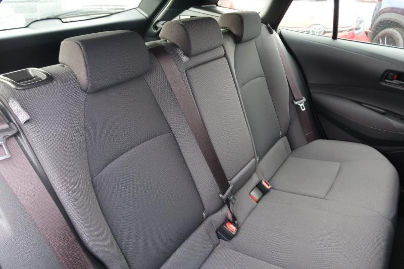 後席もゆったり乗れる室内空間