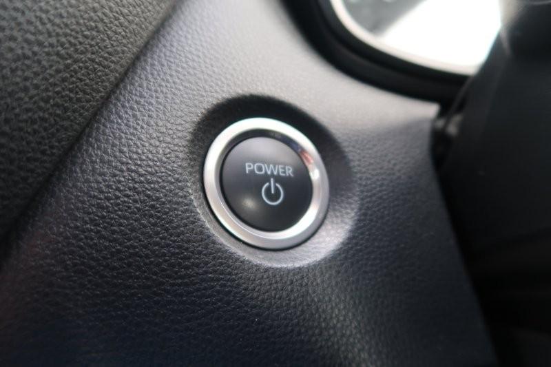 プッシュスタートで鍵の出し入れなし