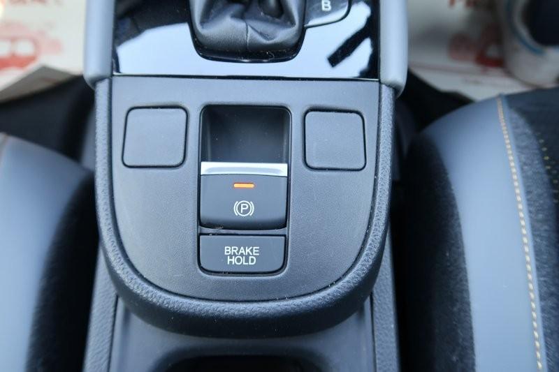 電子制御のパーキングブレーキ