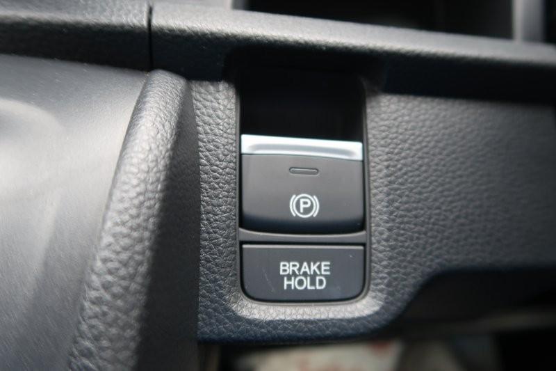 電子制御のパーキングブレーキ