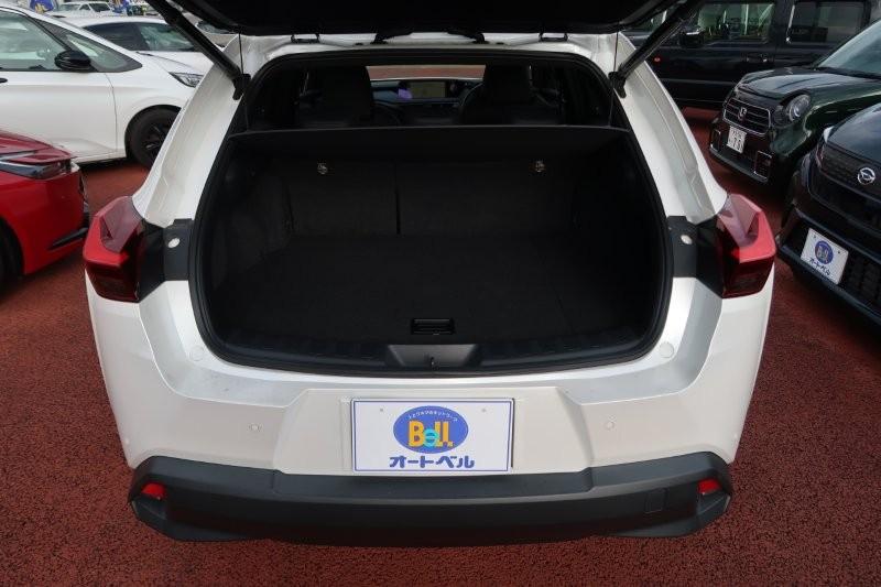 荷物もたくさん積めるラゲッジスペース　　　T.O