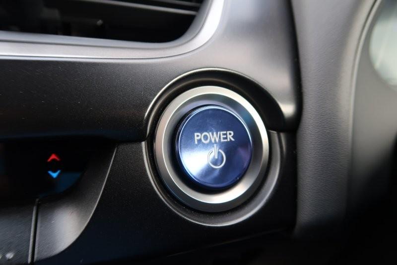 プッシュスタートで鍵の出し入れなし