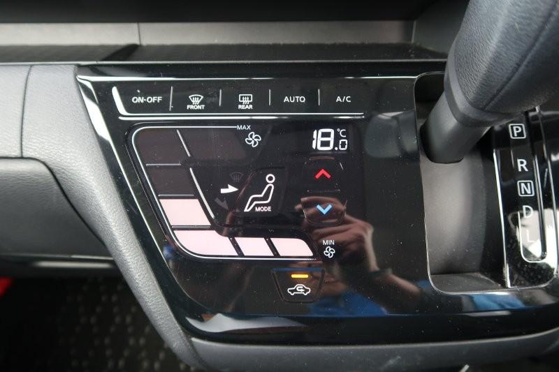 オートエアコンで風量自動調節