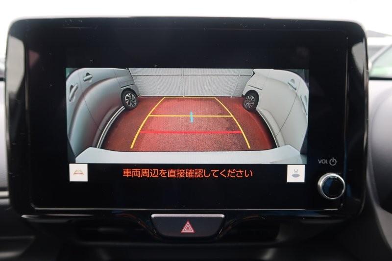 バックモニターで駐車をアシスト