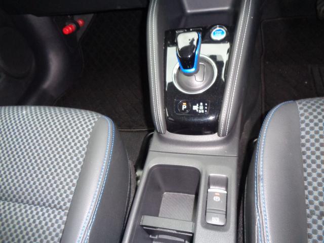 電制シフト　電動パーキングブレーキ