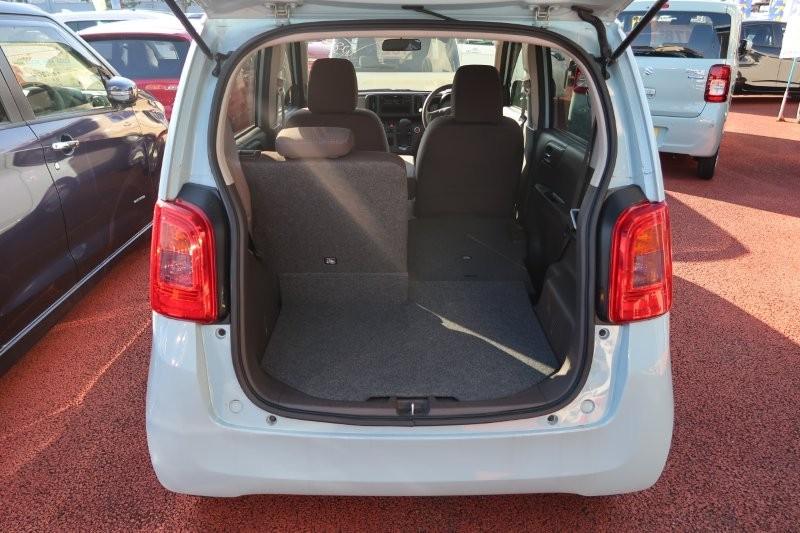 乗せる荷物に合わせてシートアレンジ可能　　　　T.O