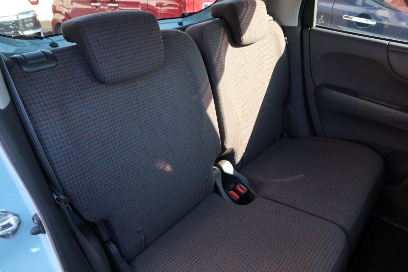 後席もゆったり乗れる室内空間