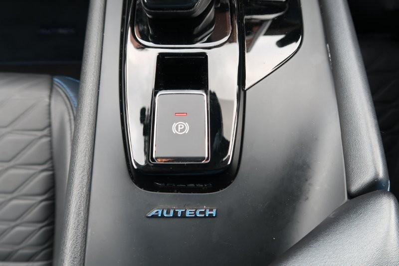 電子制御のパーキングブレーキ