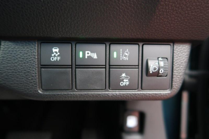 衝突軽減ブレーキ搭載