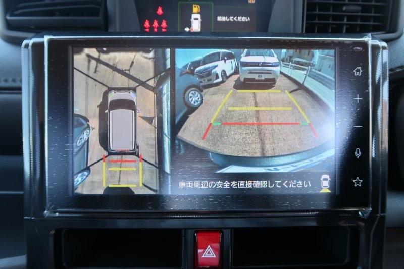 上から見たようなモニターで駐車をアシスト