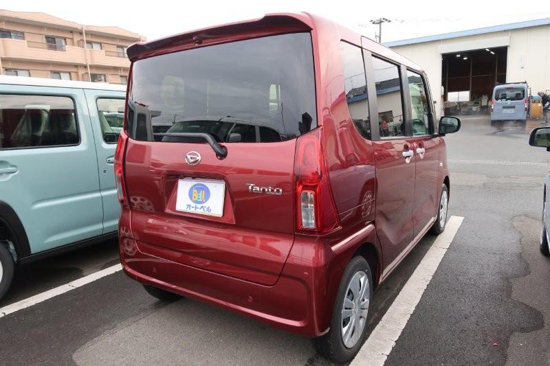 コーナーセンサーで障害物をお知らせ