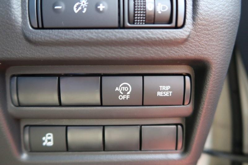 アイドリングストップで余計な燃料消費を抑える