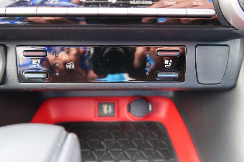 シートヒーターで寒い日も快適