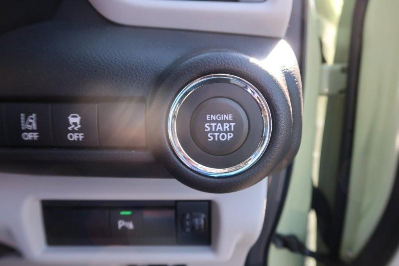 プッシュスタートで鍵の出し入れなし