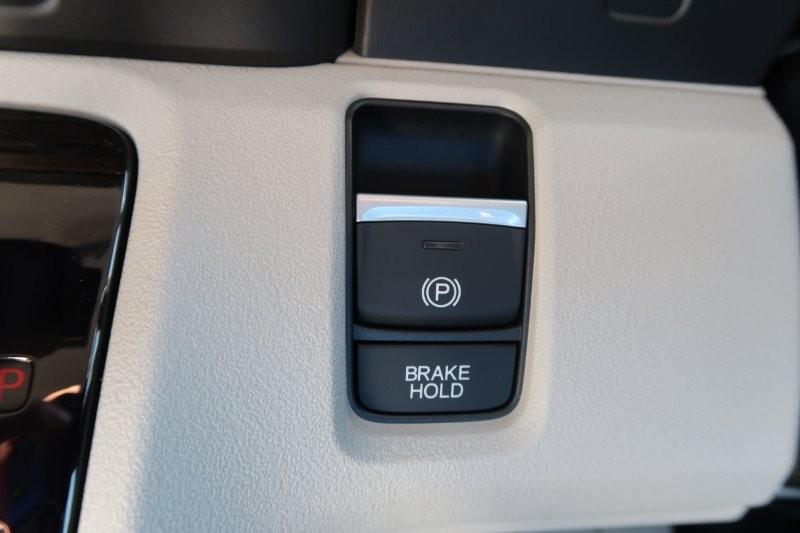 電子制御のパーキングブレーキ