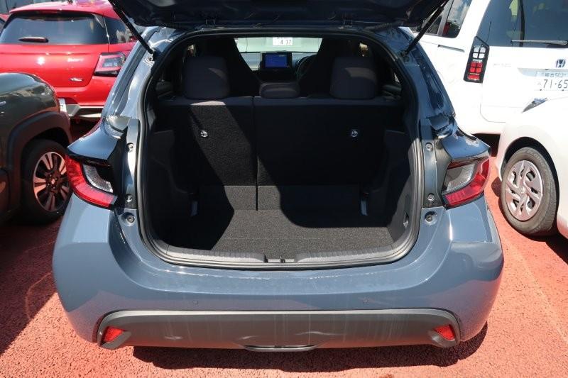 荷物もたくさん積めるラゲッジスペース　　　T.O