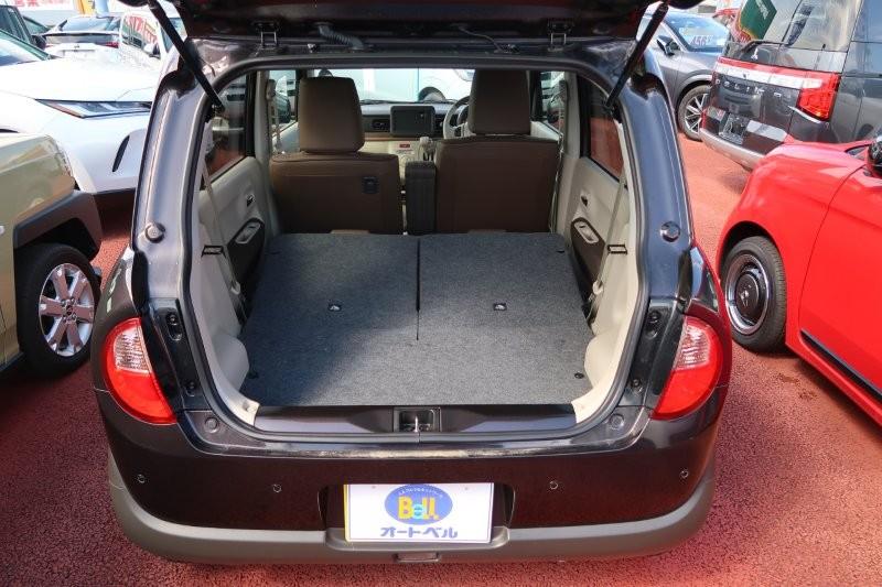 乗せる荷物に合わせてシートアレンジ可能　　　T.O