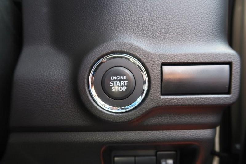 プッシュスタートで鍵の出し入れなし