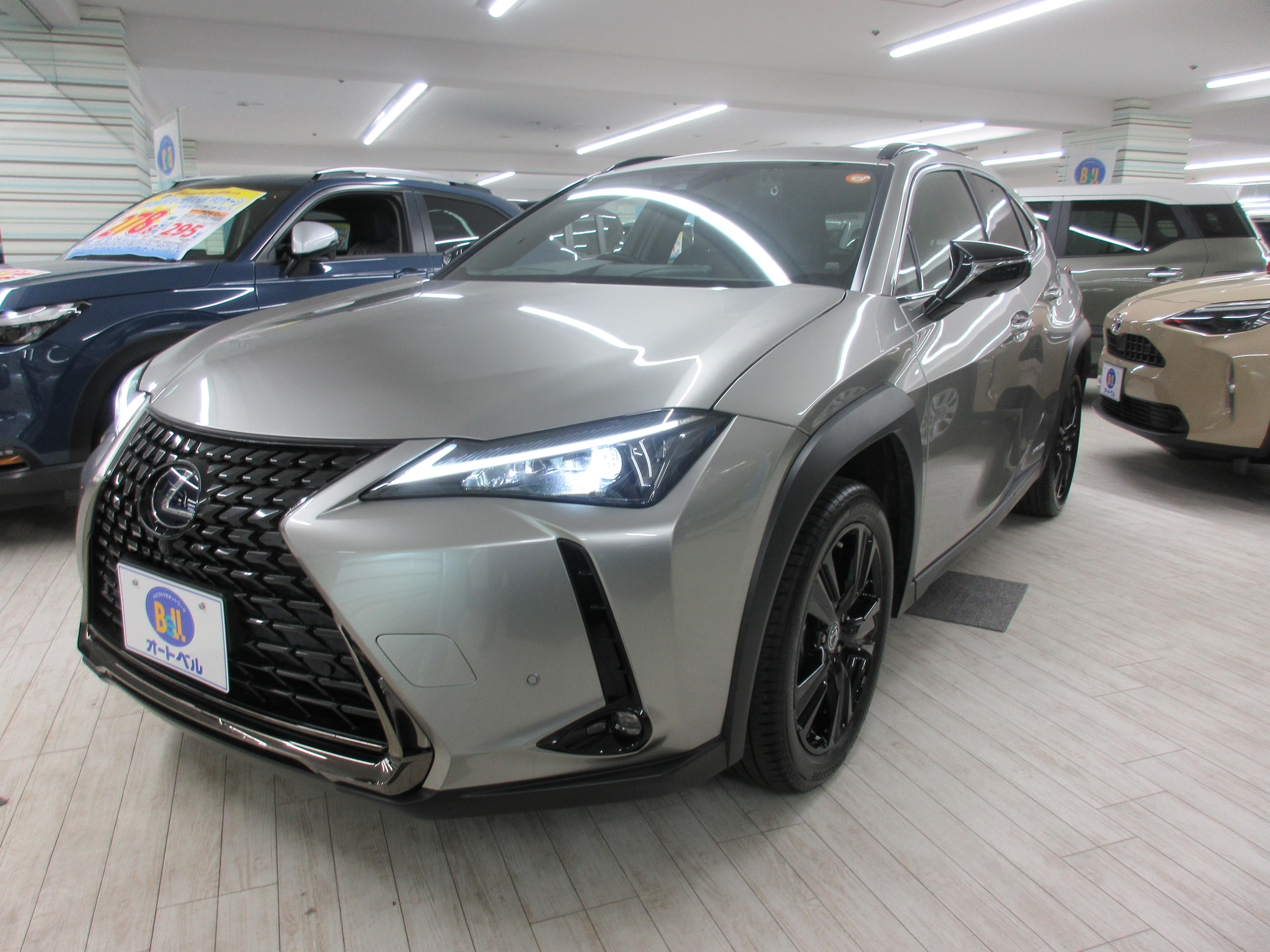 オートベルの中古車レクサス ＵＸ２５０ｈ２０００ ｱｰﾊﾞﾝｴﾚｶﾞﾝｽ(LSS･ﾅﾋﾞ)